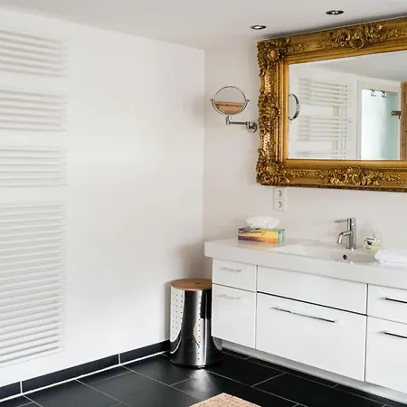 Διαμέρισμα Huus Adele